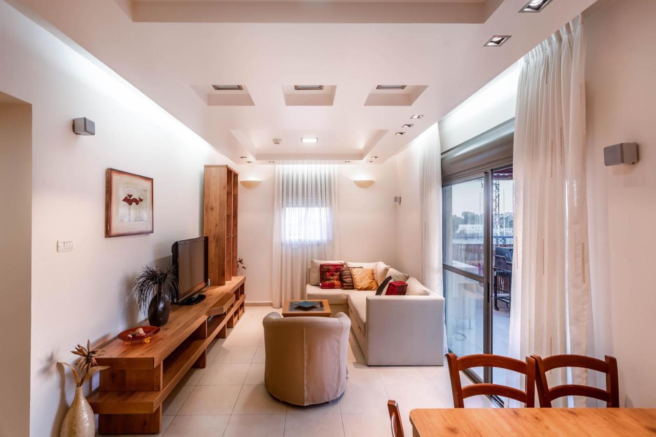 Almogim Suites Eilat Hotel (Adults Only) Ngoại thất bức ảnh