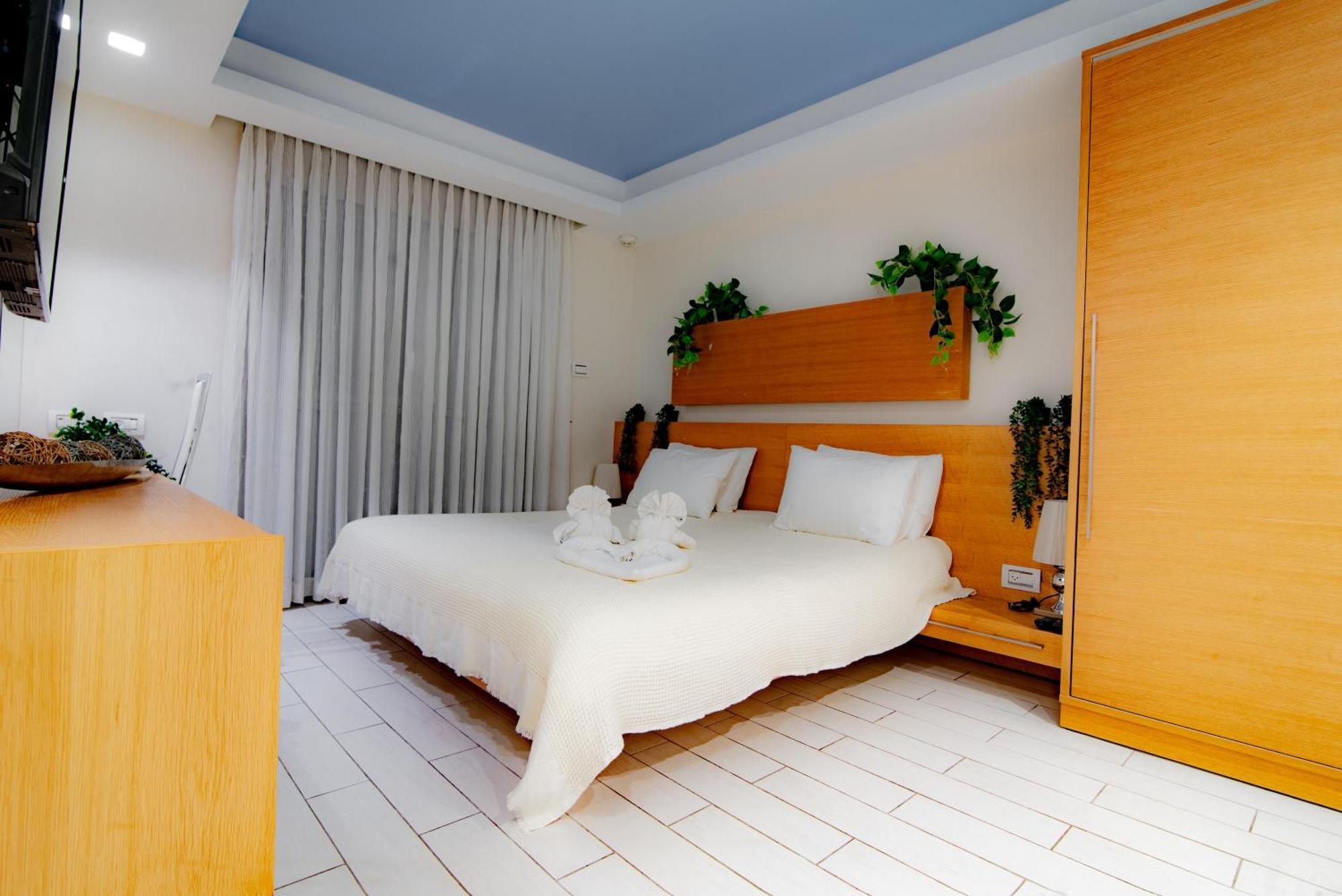 Almogim Suites Eilat Hotel (Adults Only) Ngoại thất bức ảnh