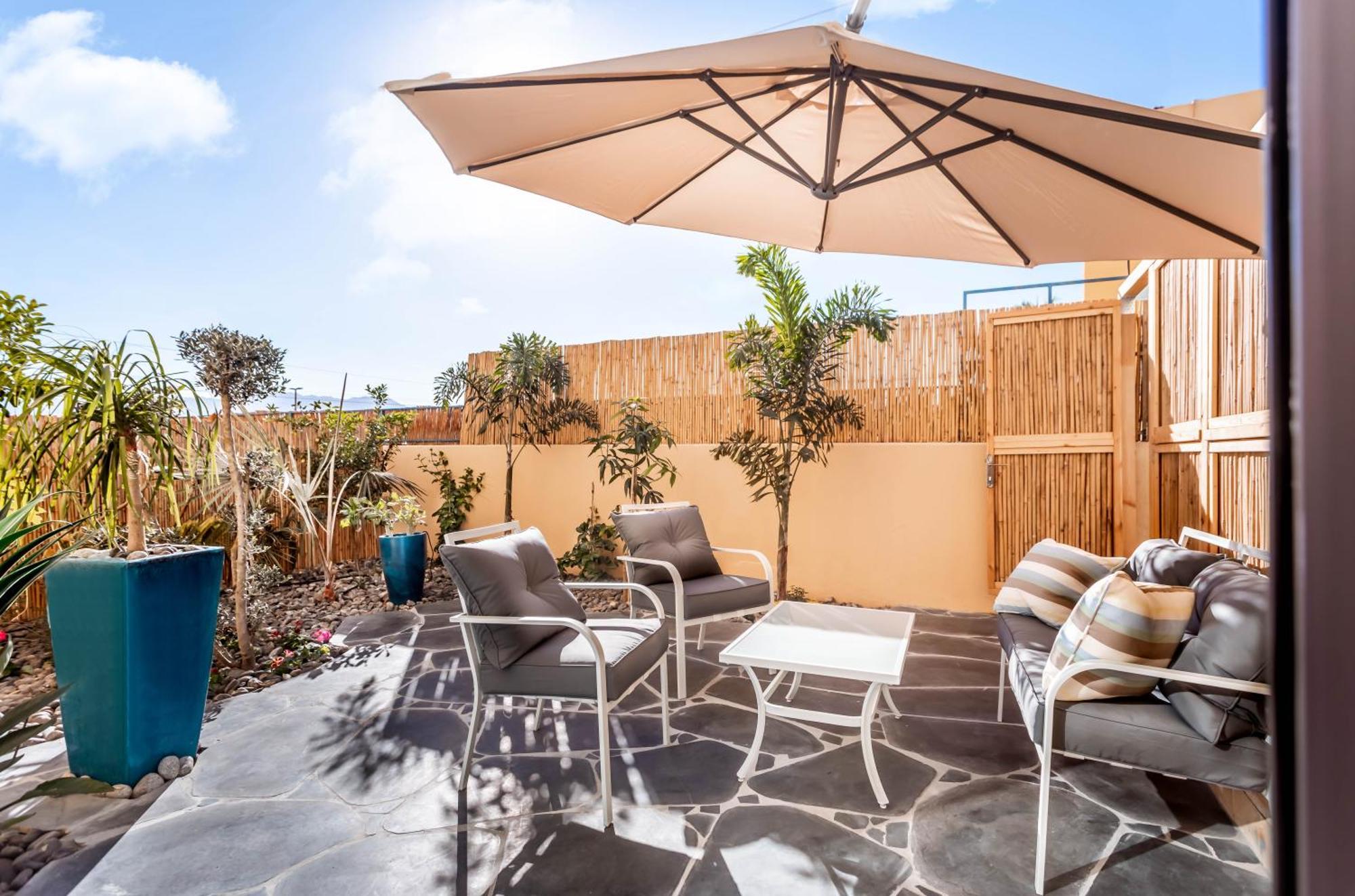 Almogim Suites Eilat Hotel (Adults Only) Phòng bức ảnh